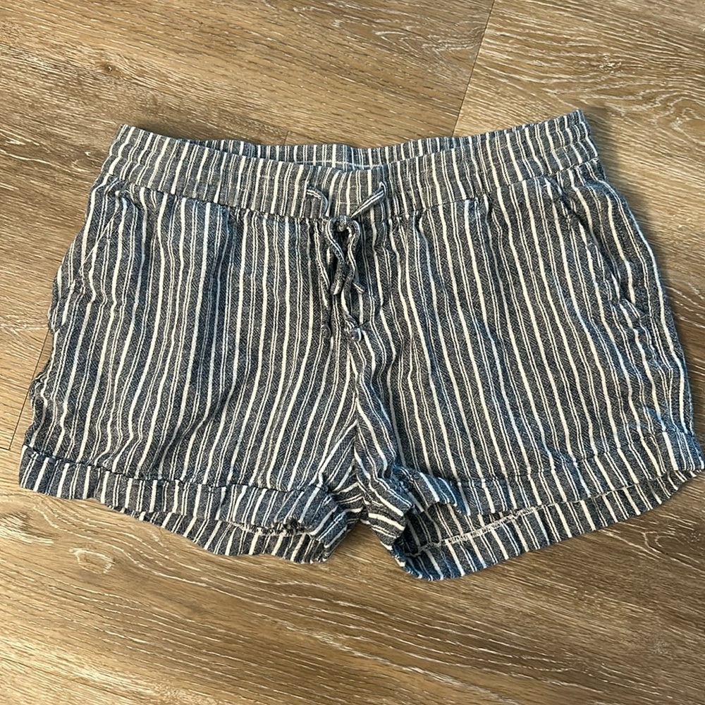 Old navy linen blend pull on shorts size medium B38